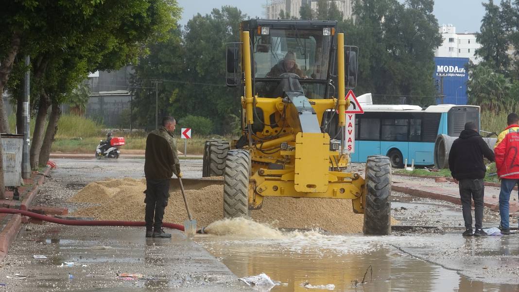 Antalya’da gece yaşanan felaketin bilançosu gündüz ortaya çıktı 3